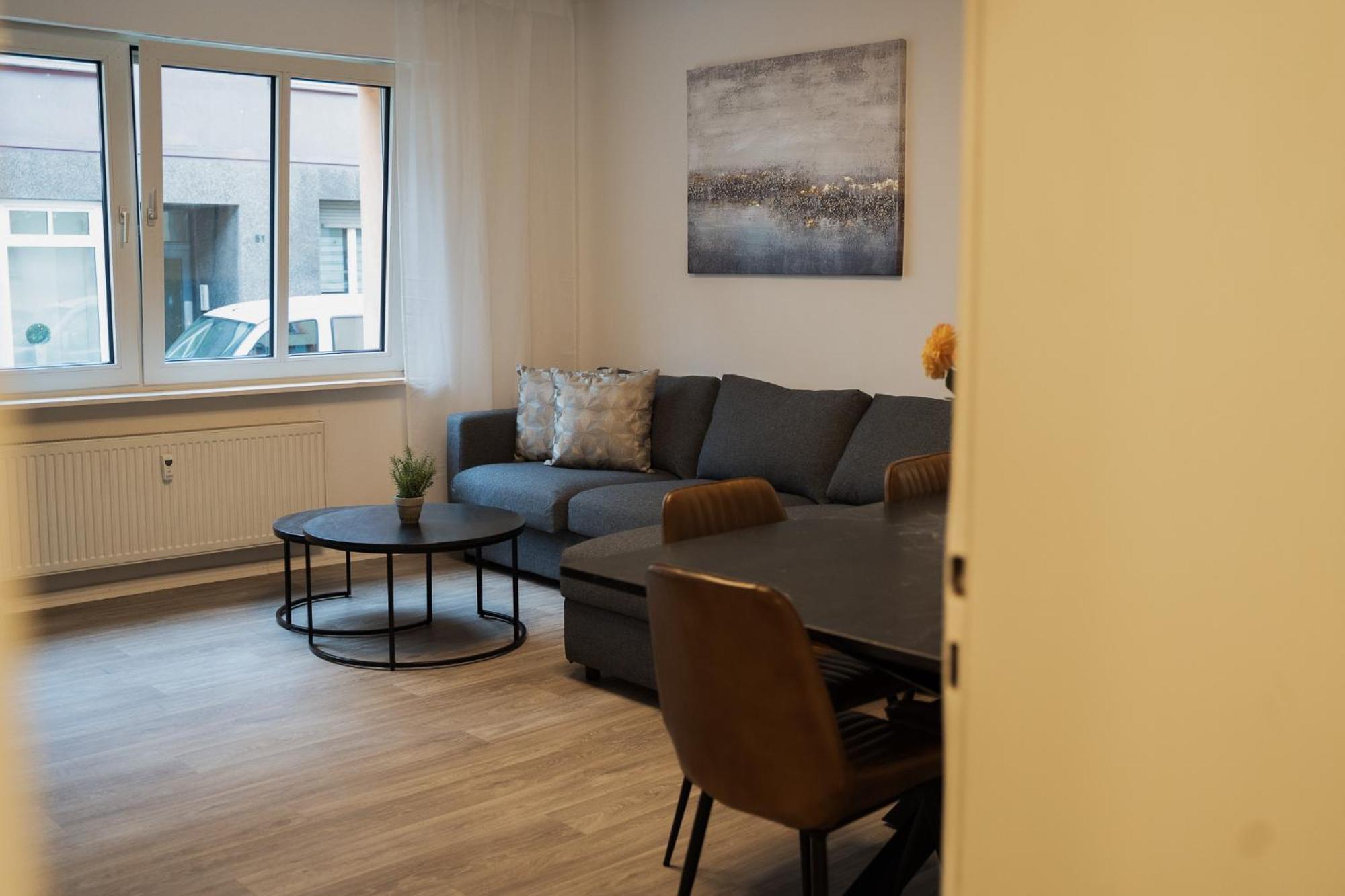 Ferienwohnungen Im Stadtzentrum -Junik Apartments Krefeld Bagian luar foto